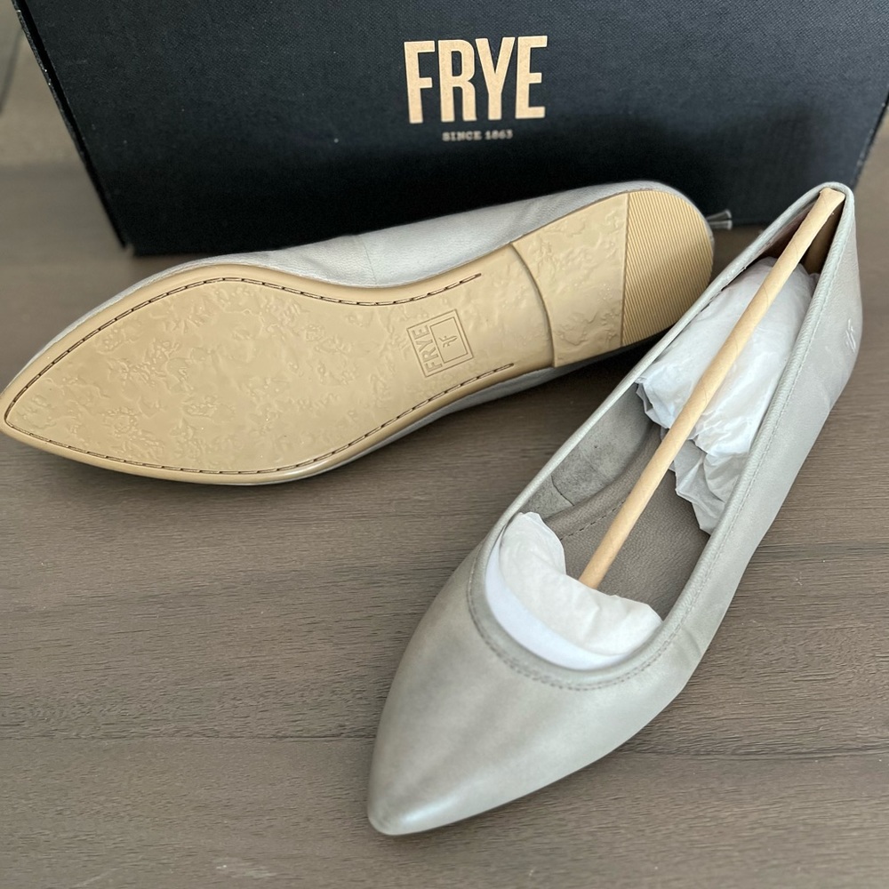 Frye Regina Women’s flats
